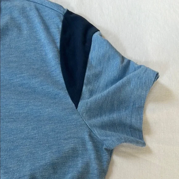 NFL Titans Women’s Light Blue Nike Tee - Picture 5 of 8